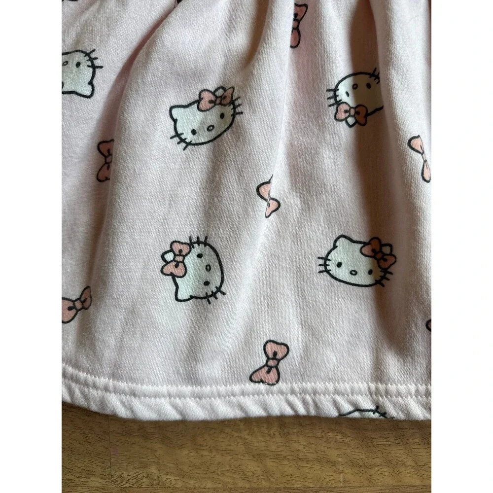 Hello Kitty H&M Sweater with peter pan ruffle collar